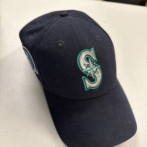 Mariners Baseball Hat With Edgar Martinez Number Retirement PatchOn